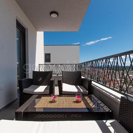 Sea View Apartment Leana Makarska Exterior photo